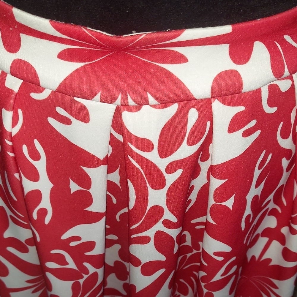Red and White Tiered Maxi A-Line Skirt - Picture 6 of 7